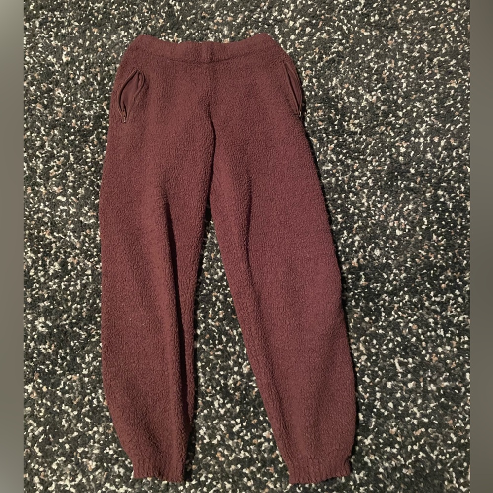 SKIMS Fleece Fuzzy Joggers